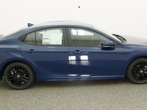 New 2026 Toyota Camry SE FWD image 92