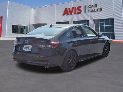 Used 2025 Honda Civic Sport image 6