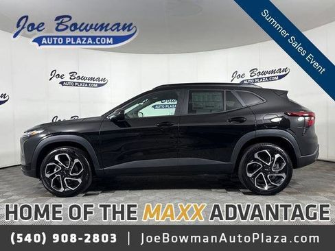New 2026 Chevrolet Trax RS FWD image 1