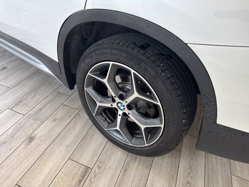 Used 2018 BMW X1 xDrive28i w/ Convenience Package AWD/4WD image 7