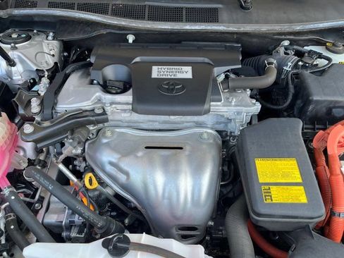 Used 2012 Toyota Camry LE FWD image 29