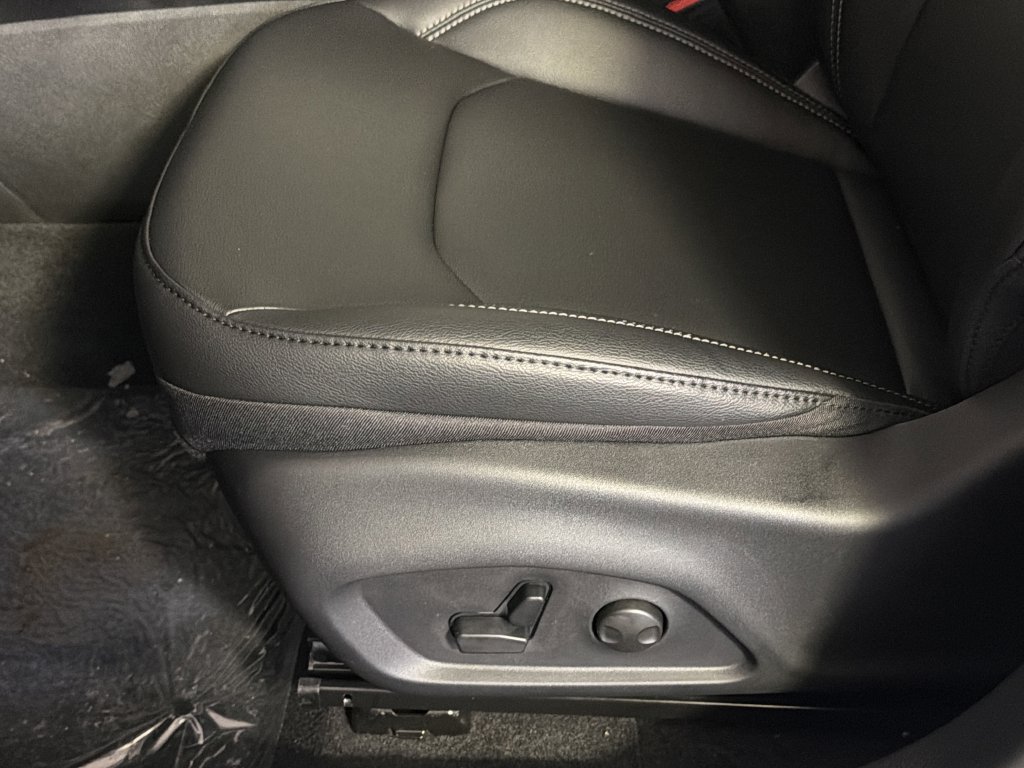 New 2025 Jeep Compass Limited AWD/4WD image 14
