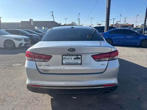Used 2017 Kia Optima EX image 7