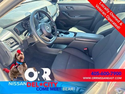Used 2024 Nissan Rogue S FWD image 12