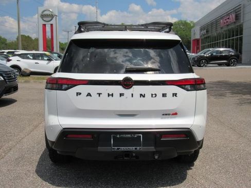 New 2026 Nissan Pathfinder Rock Creek AWD/4WD image 4