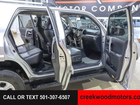 Used 2020 Toyota 4Runner SR5 Premium AWD/4WD image 42