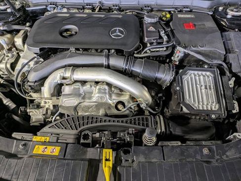 Certified 2025 Mercedes-Benz GLB 250 image 25
