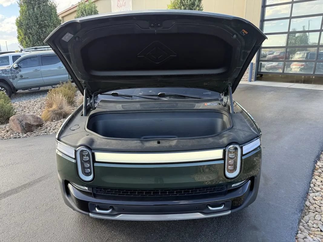 Used 2023 Rivian R1S Adventure Quad AWD/4WD image 22