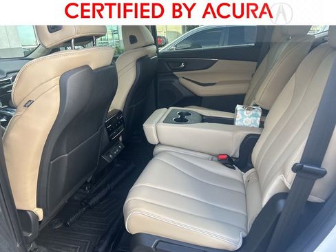 Used 2023 Acura MDX SH-AWD w/ Advance Package image 9