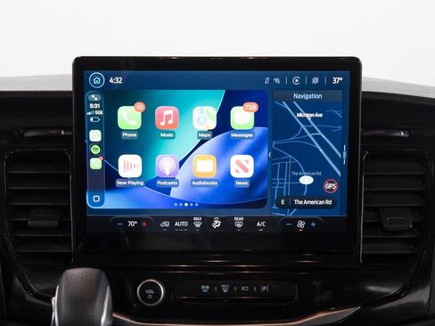 Used 2023 Ford Transit 350 XLT image 27