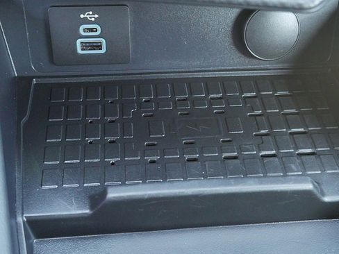 Used 2024 Ford Mustang GT Premium image 43