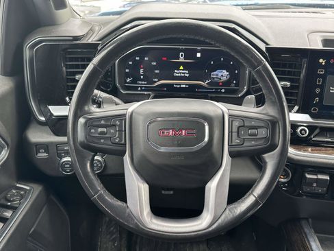 Used 2022 GMC Sierra 1500 Elevation image 16