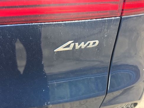 Used 2023 Genesis GV70 2.5T w/ Sport Prestige Package AWD/4WD image 8