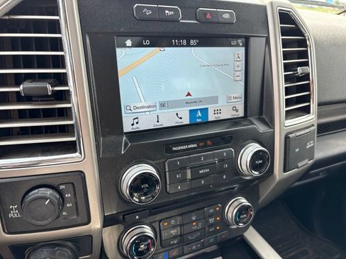 Used 2016 Ford F150 Lariat w/ Equipment Group 502A Luxury AWD/4WD image 24