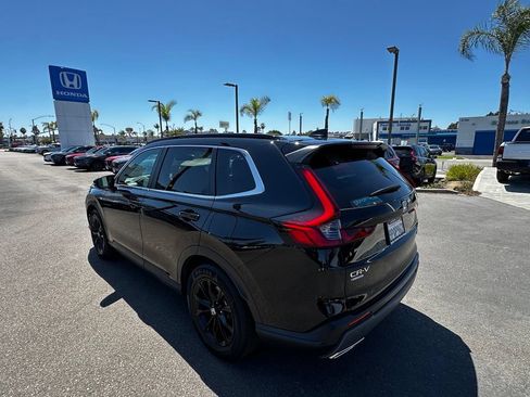 Used 2025 Honda CR-V Sport image 4