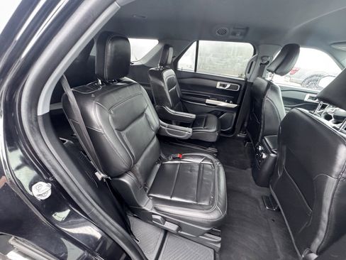 Certified 2023 Ford Explorer XLT w/ Equipment Group 202A image 16