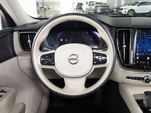 Used 2023 Volvo XC60 T8 Plus AWD/4WD image 9