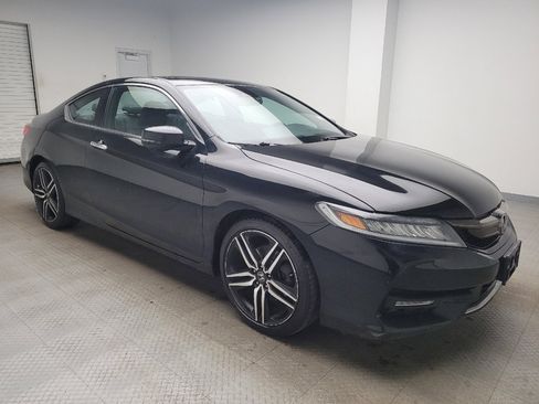 Used 2016 Honda Accord Touring image 11