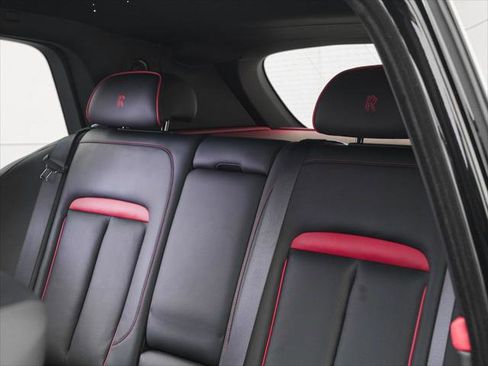 Certified 2025 Rolls-Royce Cullinan AWD/4WD image 21