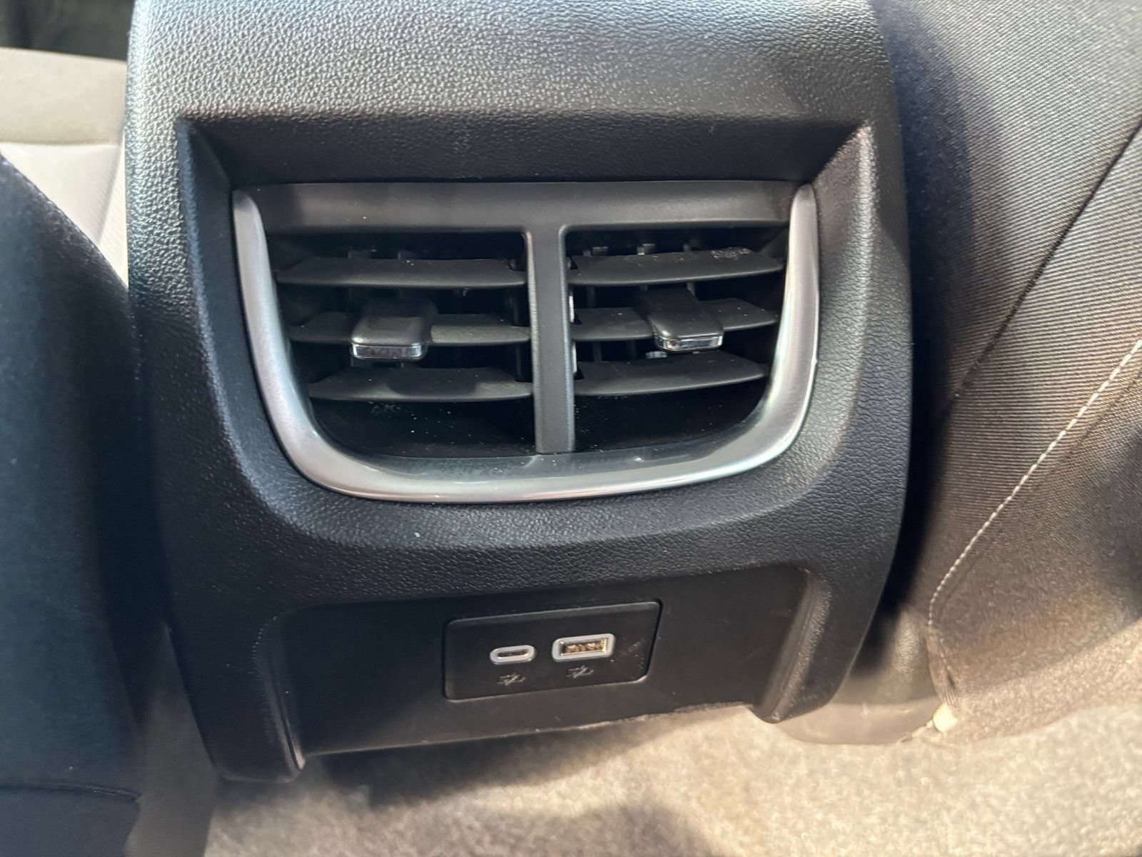 Used 2026 Chevrolet Blazer LT FWD image 22