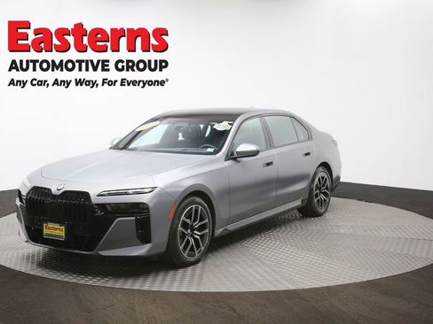 Used 2023 BMW 740i w/ Executive Package image 59