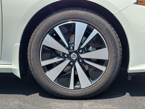 Used 2021 Nissan Altima 2.5 SL image 5