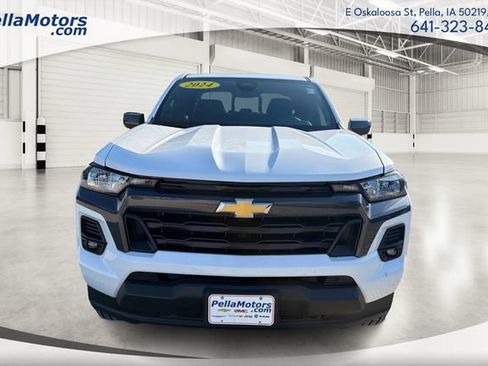 Used 2024 Chevrolet Colorado LT w/ LT Convenience Package AWD/4WD image 7