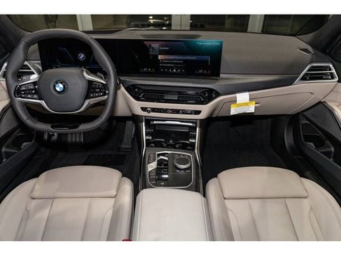 Used 2026 BMW 330i xDrive Sedan w/ Premium Package image 78