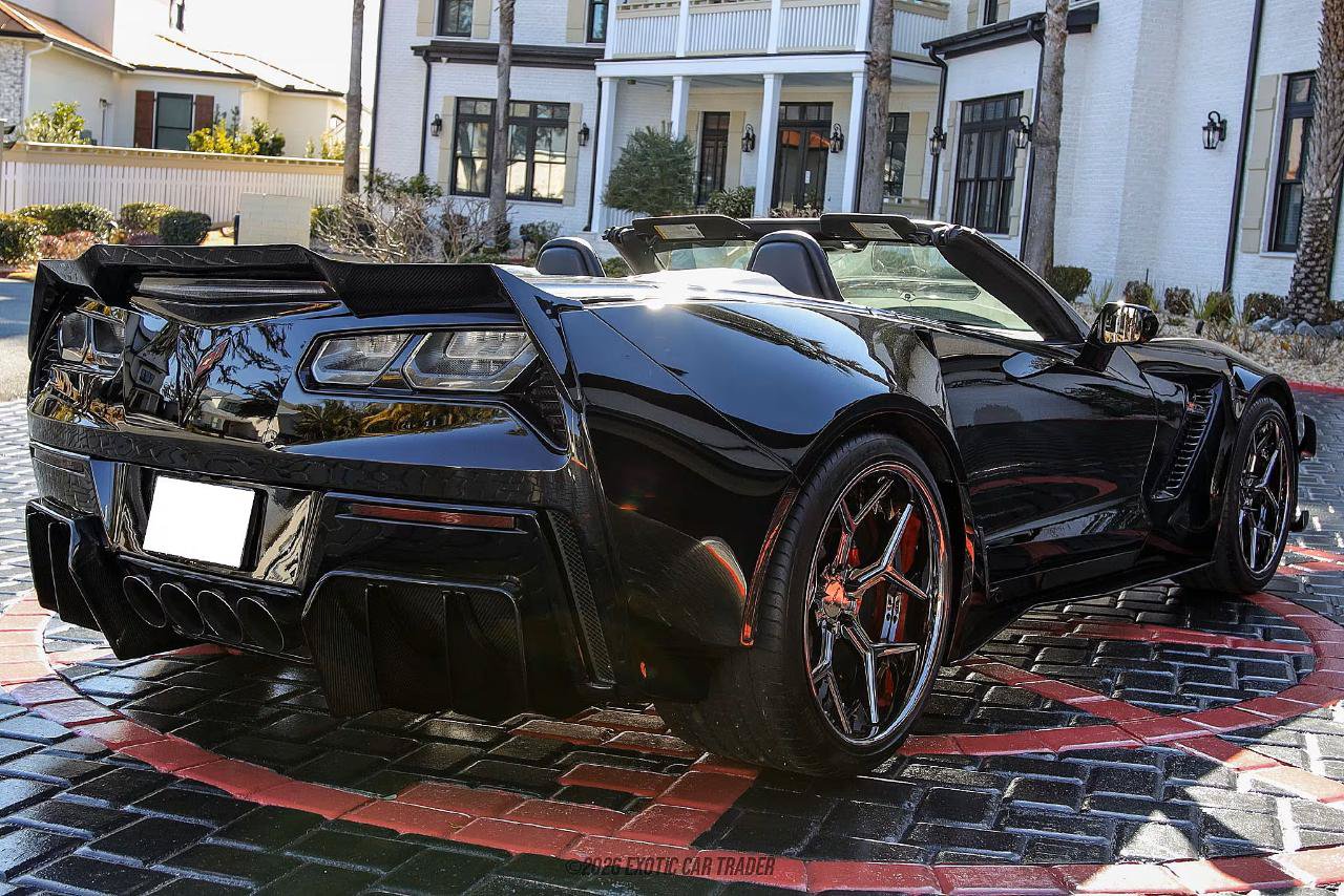 Used 2019 Chevrolet Corvette Z06 RWD image 3