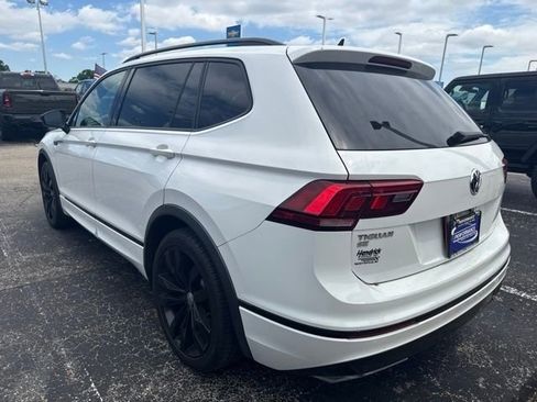 Used 2020 Volkswagen Tiguan SE R-Line FWD image 8