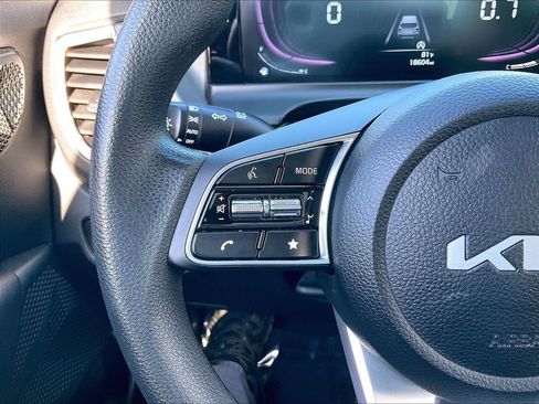 Used 2025 Kia Seltos LX AWD/4WD image 21