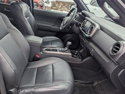 Certified 2021 Toyota Tacoma TRD Off-Road w/ TRD Premium Off Road Package image 20