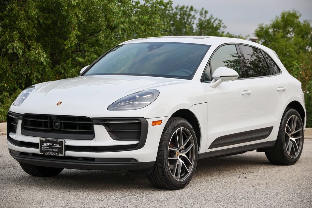 Certified 2026 Porsche Macan AWD/4WD image 22