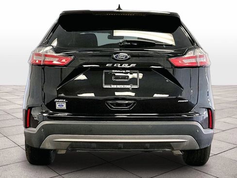 Certified 2023 Ford Edge SEL w/ Convenience Package AWD/4WD image 4