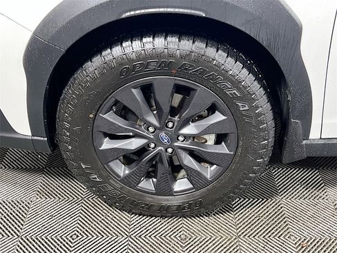 Certified 2025 Subaru Outback Onyx Edition XT w/ Popular Package #2 image 27