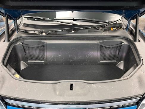 Used 2025 Rivian R1T Adventure image 21