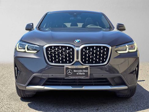 Used 2024 BMW X4 xDrive30i w/ Convenience Package AWD/4WD image 8