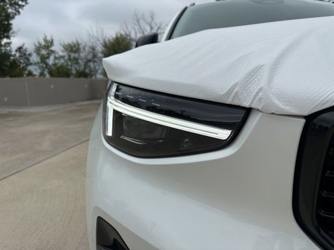 New 2026 Volvo XC40 B5 Plus w/ Protection Package Premier image 10