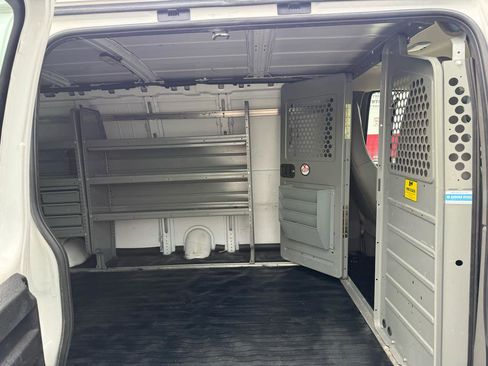 Used 2020 Chevrolet Express 2500 Extended w/ Enhanced Convenience Package RWD image 22