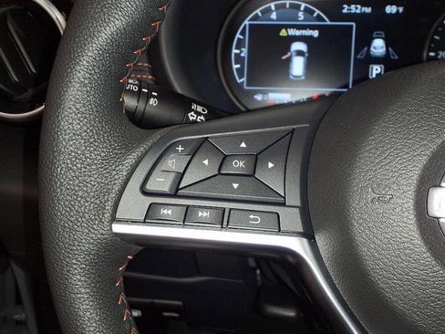 Used 2024 Nissan Kicks SR image 14