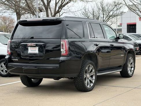 Used 2017 GMC Yukon SLE w/ SLE Value Package image 4