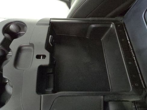 Used 2022 RAM 2500 Big Horn w/ Level C Equiment Group image 29