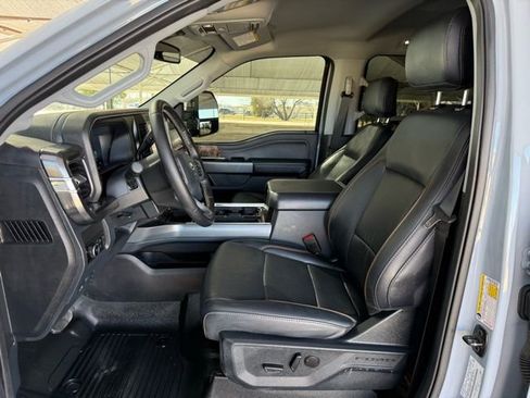 Used 2025 Ford F350 Lariat w/ FX4 Off-Road Package image 13
