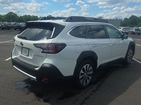 Used 2024 Subaru Outback Limited AWD/4WD image 4