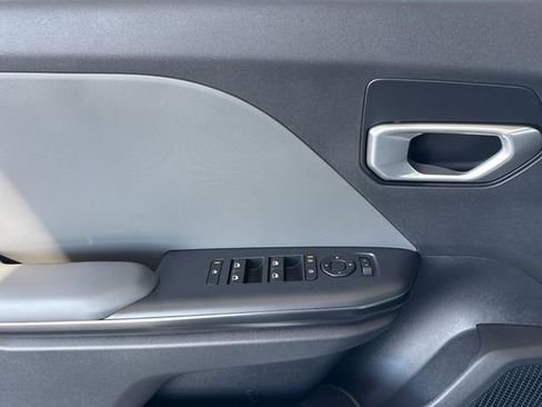 New 2026 Kia K4 FWD image 12