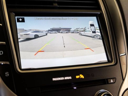 Used 2018 Lincoln MKX Reserve FWD image 25