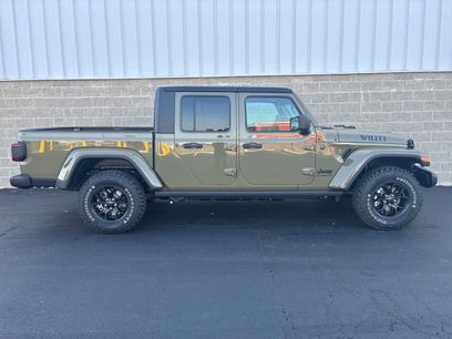 New 2025 Jeep Gladiator Sport