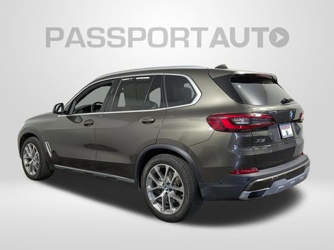 Used 2021 BMW X5 xDrive40i w/ Convenience Package AWD/4WD image 3
