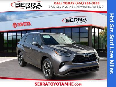 Used 2022 Toyota Highlander XLE
