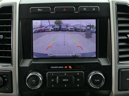 Used 2020 Ford F150 Lariat RWD image 23